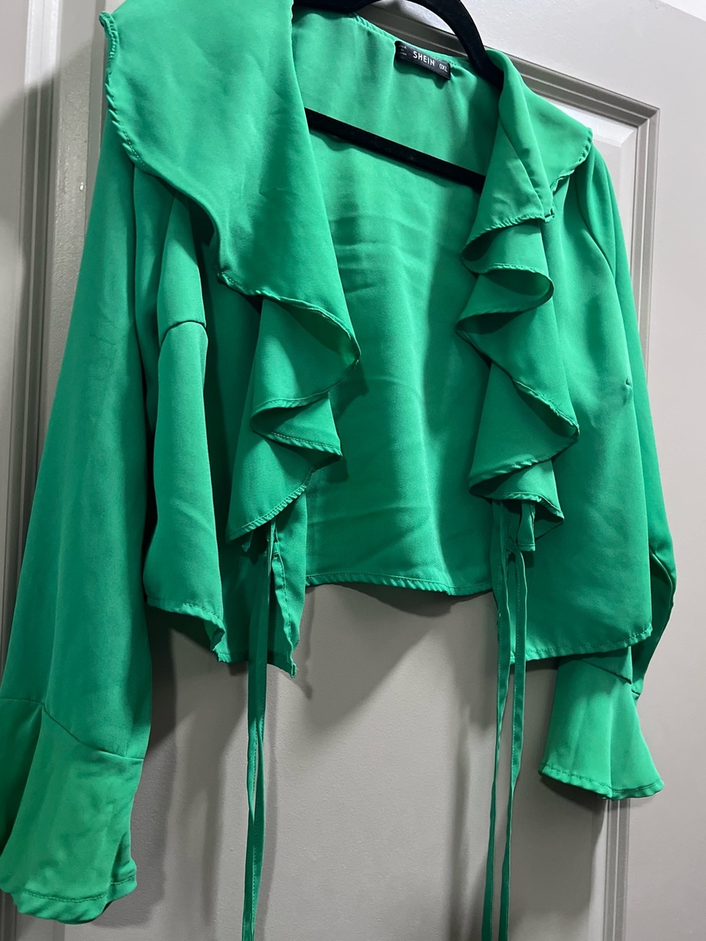 Green Crop ruffled top
